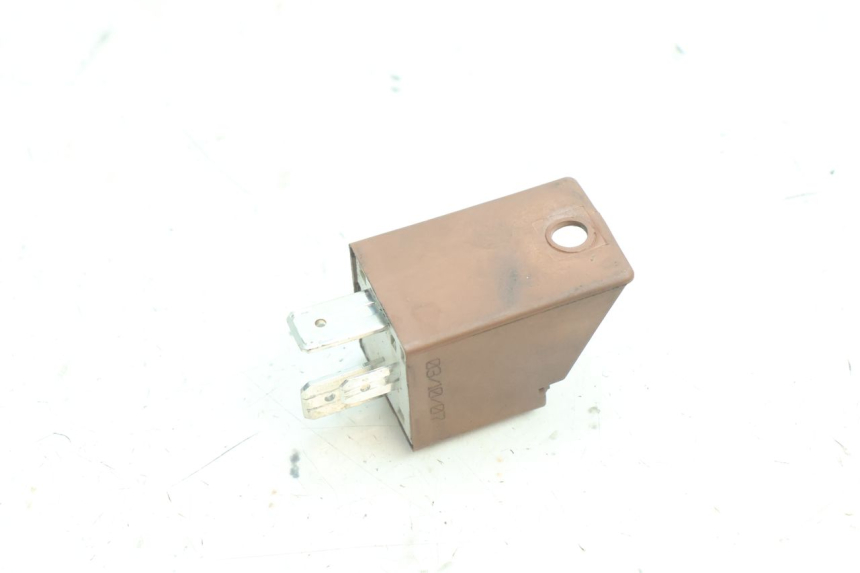 photo de RELAIS DEMARREUR PIAGGIO VESPA S 2T 50 (2007 - 2014) - Gros plan technique