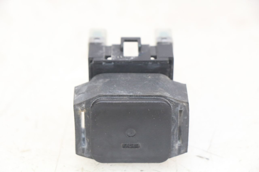 photo de RELAIS DEMARREUR YAMAHA X-MAX XMAX 125 (2010 - 2013) - Zoom état d’usage