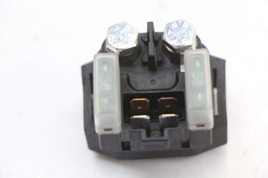 photo de RELAIS DEMARREUR YAMAHA X-MAX XMAX 125 (2010 - 2013) - Zoom état d’usage