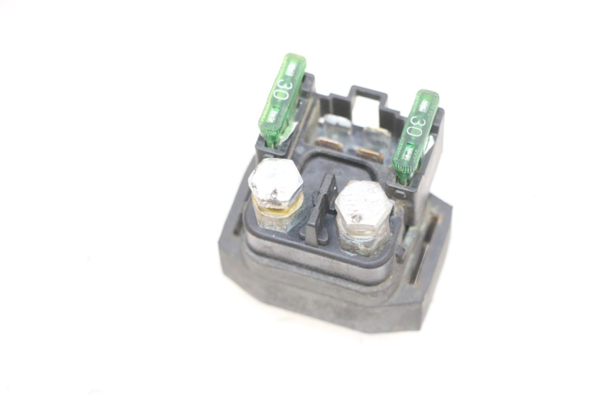 photo de RELAIS DEMARREUR YAMAHA XMAX X-MAX 125 (2006 - 2009) - Détail de la pièce