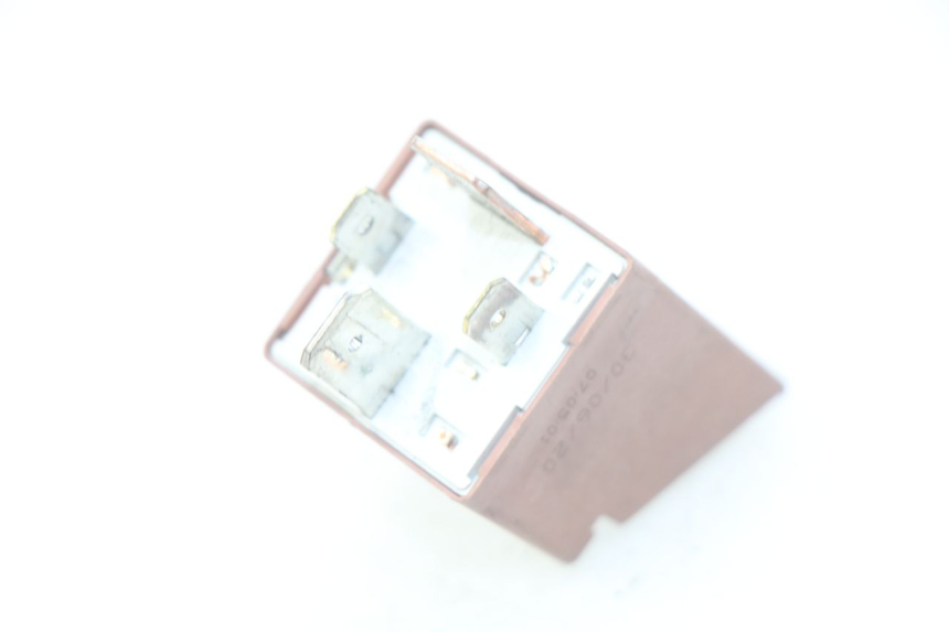 photo de RELAIS DEMARREUR PIAGGIO X9 EVOLUTION 250 (2003 - 2007) - Zoom état d’usage