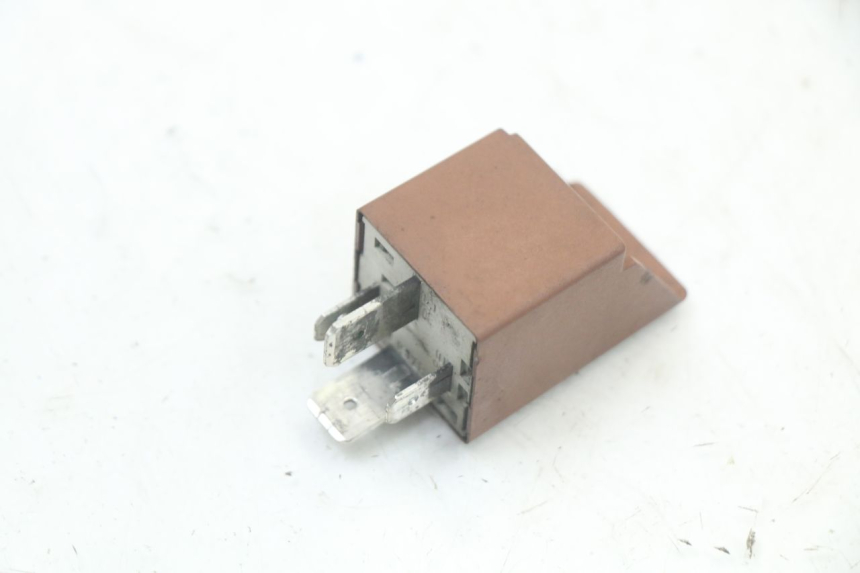 photo de RELAIS DEMARREUR PIAGGIO XEVO - X EVO 125 (2007 - 2017) - Détail de la pièce