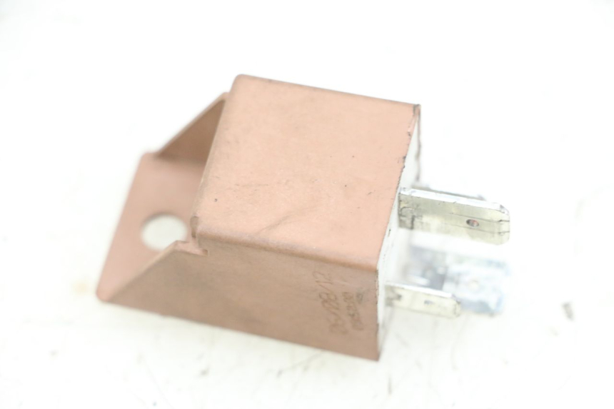 photo de RELAIS DEMARREUR PIAGGIO XEVO - X EVO 125 (2007 - 2017) - Autre angle de vue