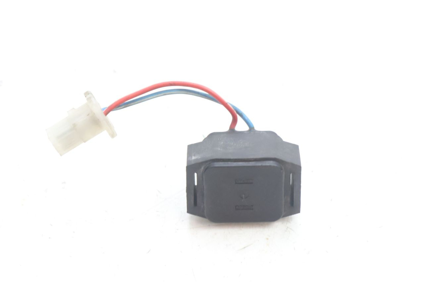 photo de RELAIS DEMARREUR YAMAHA XJR 1300 (1998 - 2002) - Autre angle de vue