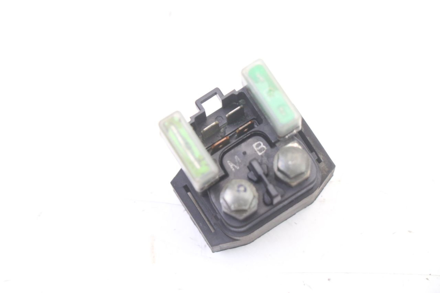 photo de RELAIS DEMARREUR YAMAHA FZS FAZER 600 (2001 - 2003) - Détail de la pièce