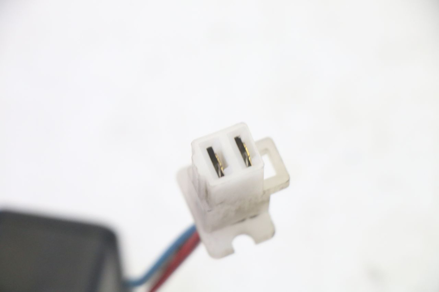 photo de RELAIS DEMARREUR YAMAHA YP MAJESTY 125 (2007 - 2010) - Autre angle de vue