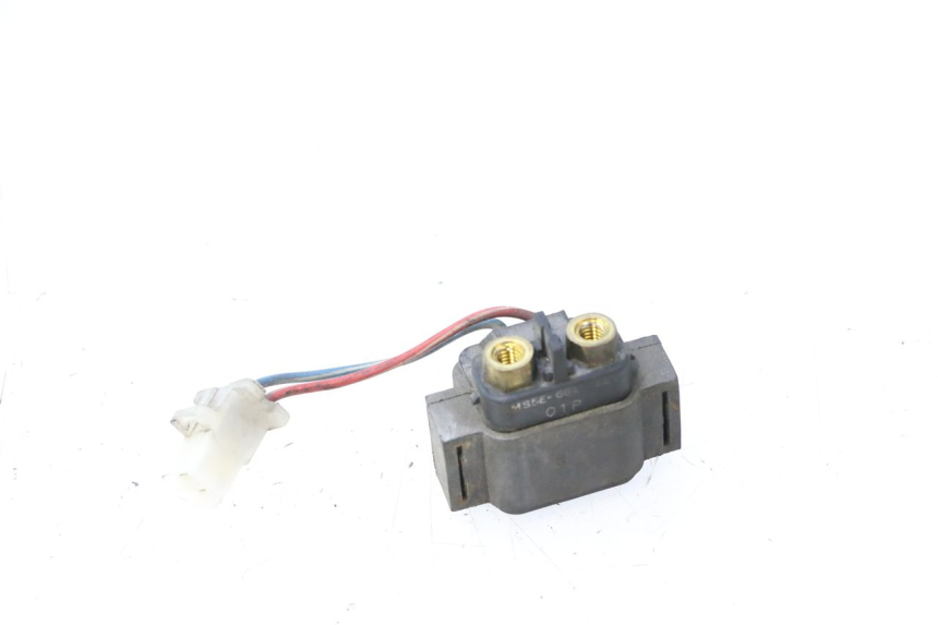 photo de RELAIS DEMARREUR YAMAHA YP MAJESTY 125 (1998 - 2001) - Détail de la pièce