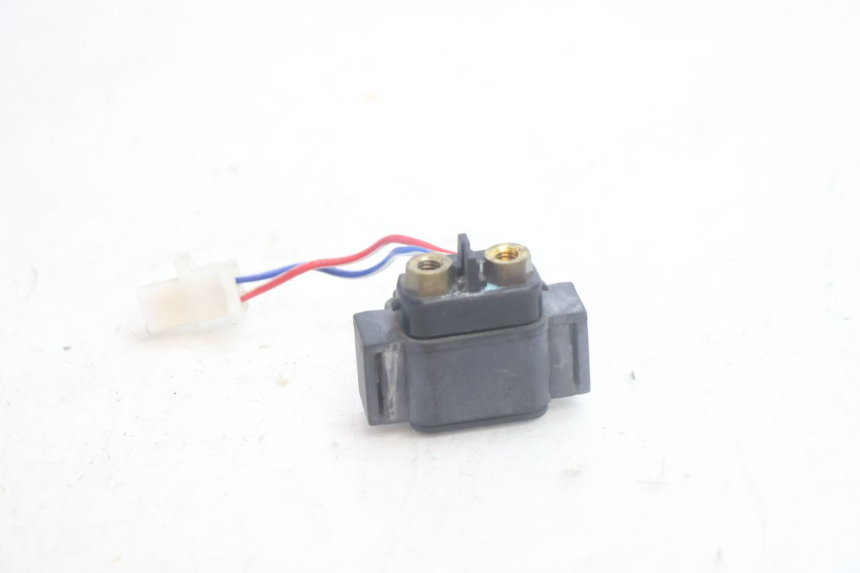 photo de RELAIS DEMARREUR YAMAHA YP MAJESTY 125 (2007 - 2010) - Détail de la pièce