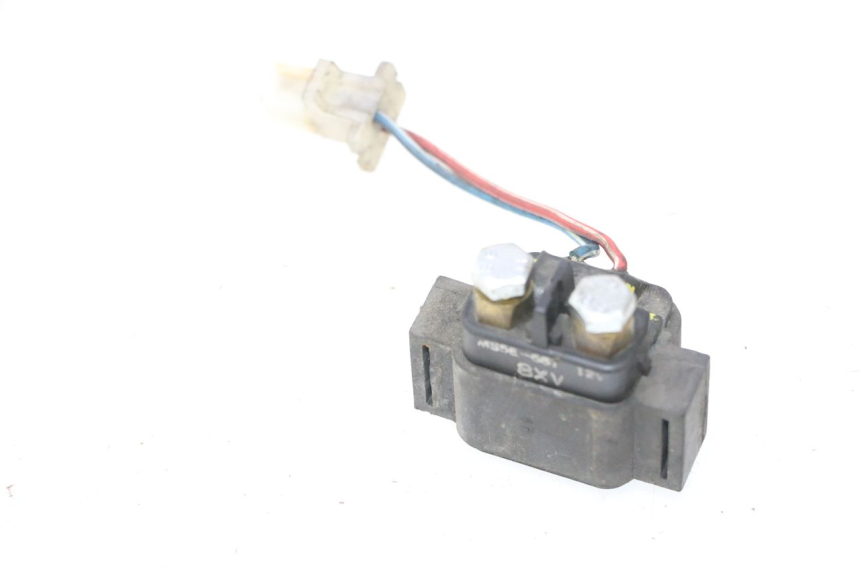 photo de RELAIS DEMARREUR YAMAHA YP MAJESTY 125 (1998 - 2001) - Zoom état d’usage