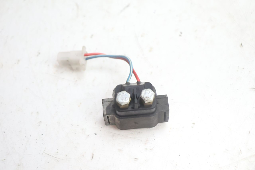photo de RELAIS DEMARREUR YAMAHA YP MAJESTY 125 (2002 - 2006) - Détail de la pièce