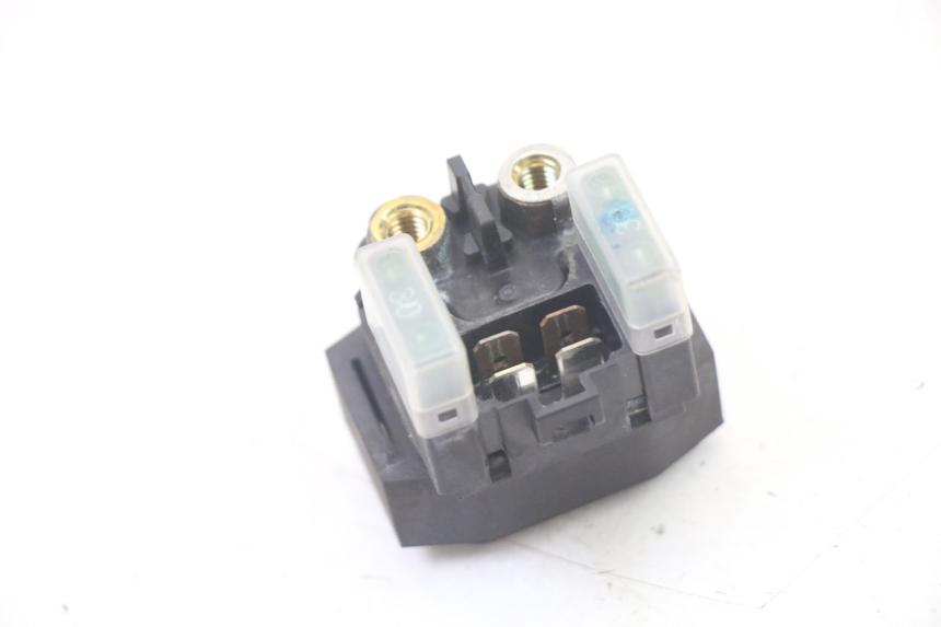 photo de RELAIS DEMARREUR YAMAHA YP X-MAX XMAX 400 (2014 - 2017) - Autre angle de vue