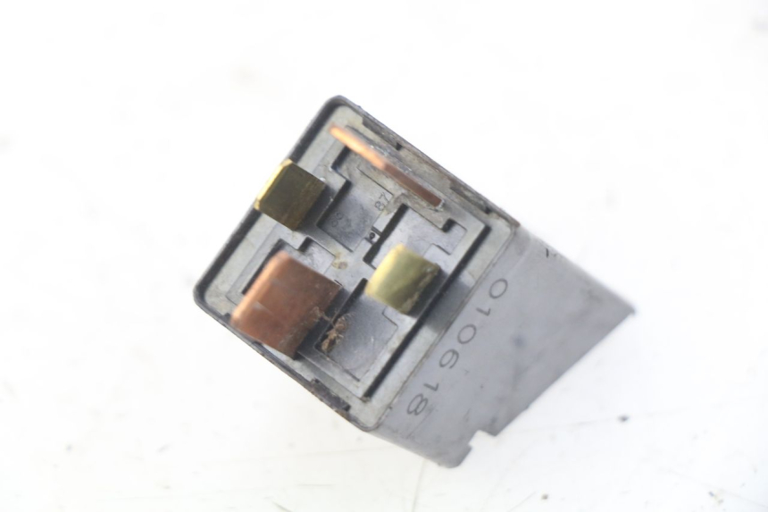 photo de RELAIS DEMARREUR PIAGGIO ZIP 4T 50 (2018 - 2020) - Zoom état d’usage