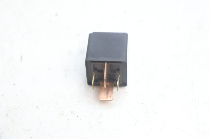 photo de RELAIS DEMARREUR PIAGGIO ZIP IGET 4T 50 (2021 - 2023) - Détail de la pièce