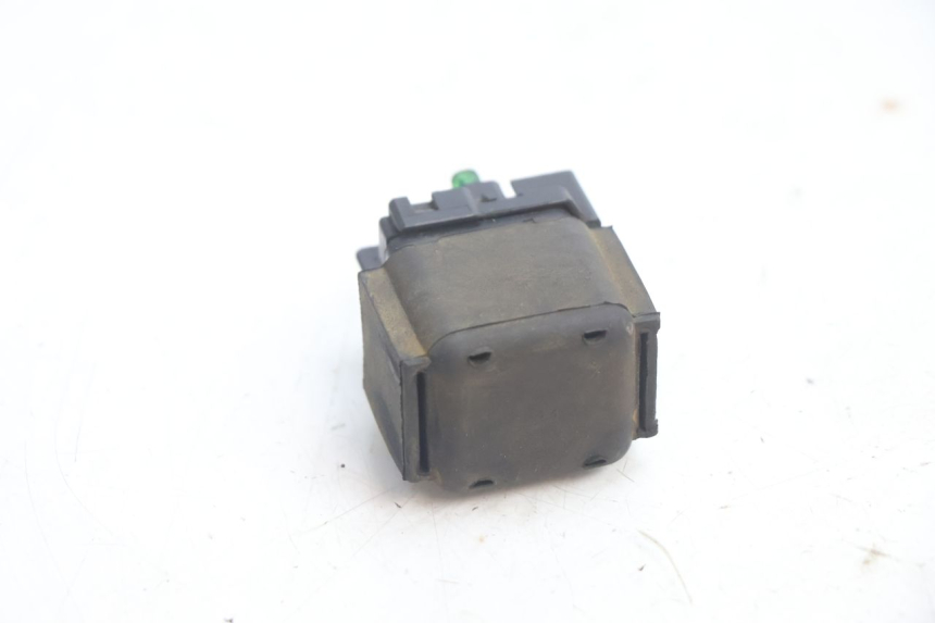 photo de RELAIS DEMARREUR KAWASAKI ZX-6R ZX6R 600 (1995 - 1997) - Autre angle de vue