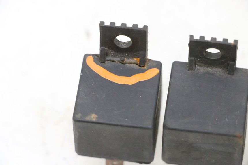 photo de RELAIS ELECTRIQUE ADIVA AD3 300 (2014 - 2020) - Autre angle de vue