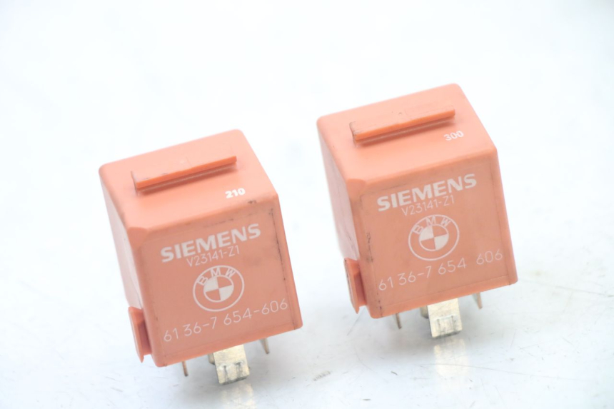 photo de RELAIS ELECTRIQUE BMW C1 125 (2000 - 2003) - Détail de la pièce