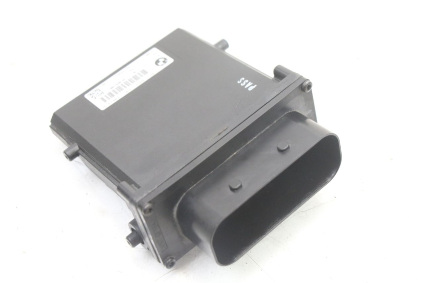 photo de RELAIS ELECTRIQUE BMW S RR ABS S1000RR 1000 (2015 - 2018) - Zoom état d’usage