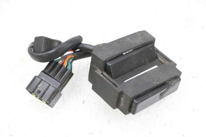 photo de RELAIS ELECTRIQUE MAG POWER BOMBERS 4T 50 (2016 - 2026) - Zoom état d’usage