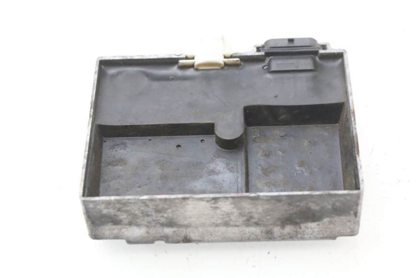 photo de RELAIS ELECTRIQUE SUZUKI BURGMAN 650 (2002 - 2004) - Zoom état d’usage