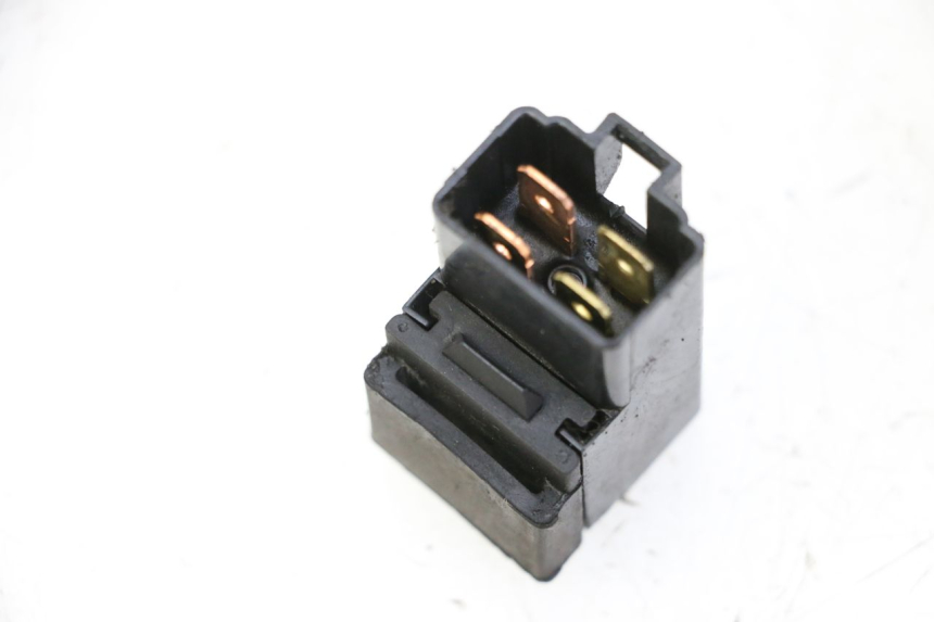 photo de RELAIS ELECTRIQUE SUZUKI BURGMAN 125 (2007 - 2014) - Zoom état d’usage