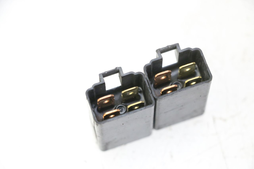 photo de RELAIS ELECTRIQUE SUZUKI BURGMAN 125 (2007 - 2014) - Zoom état d’usage