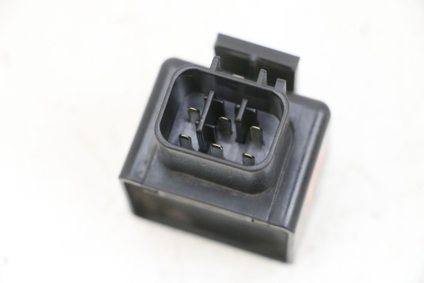 photo de RELAIS ELECTRIQUE SUZUKI BURGMAN 650 (2013 - 2020) - Zoom état d’usage