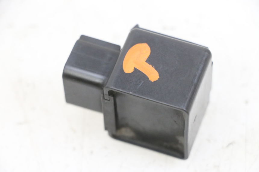 photo de RELAIS ELECTRIQUE SUZUKI BURGMAN 650 (2013 - 2020) - Autre angle de vue