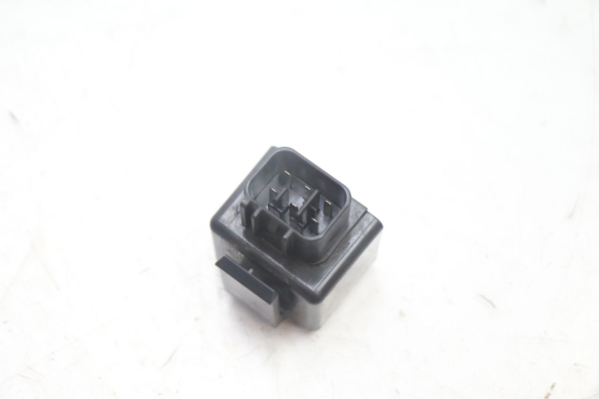 photo de RELAIS ELECTRIQUE SUZUKI BURGMAN EXECUTIVE ABS 650 (2006 - 2012) - Autre angle de vue