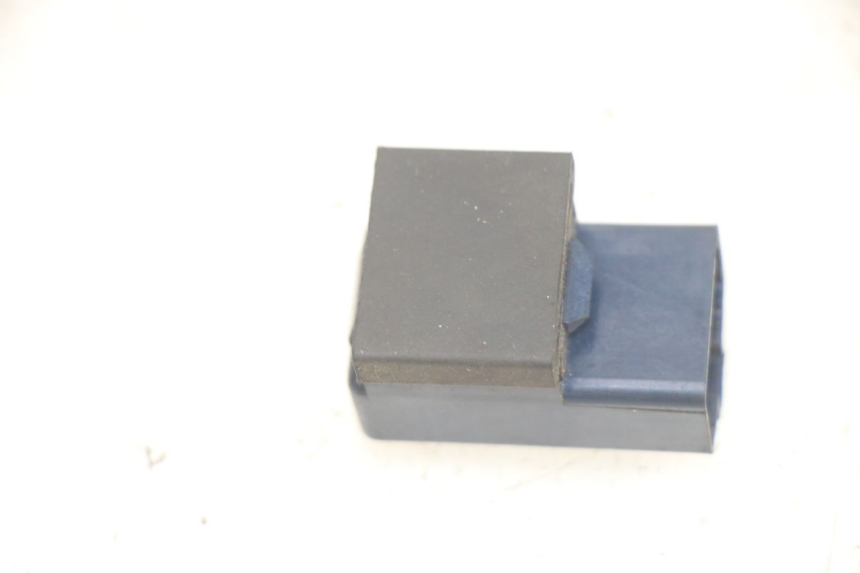 photo de RELAIS ELECTRIQUE YAMAHA BW'S BWS 125 (2010 - 2013) - Détail de la pièce