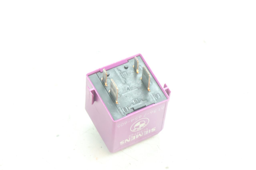 photo de RELAIS ELECTRIQUE BMW C1 125 (2000 - 2003) - Zoom état d’usage
