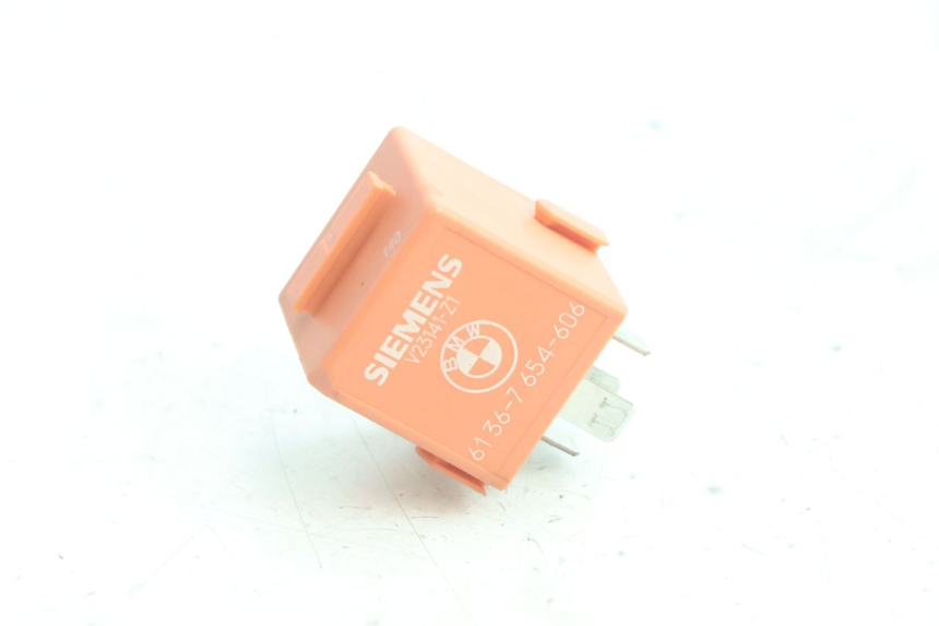 photo de RELAIS ELECTRIQUE BMW C1 125 (2000 - 2003) - Détail de la pièce