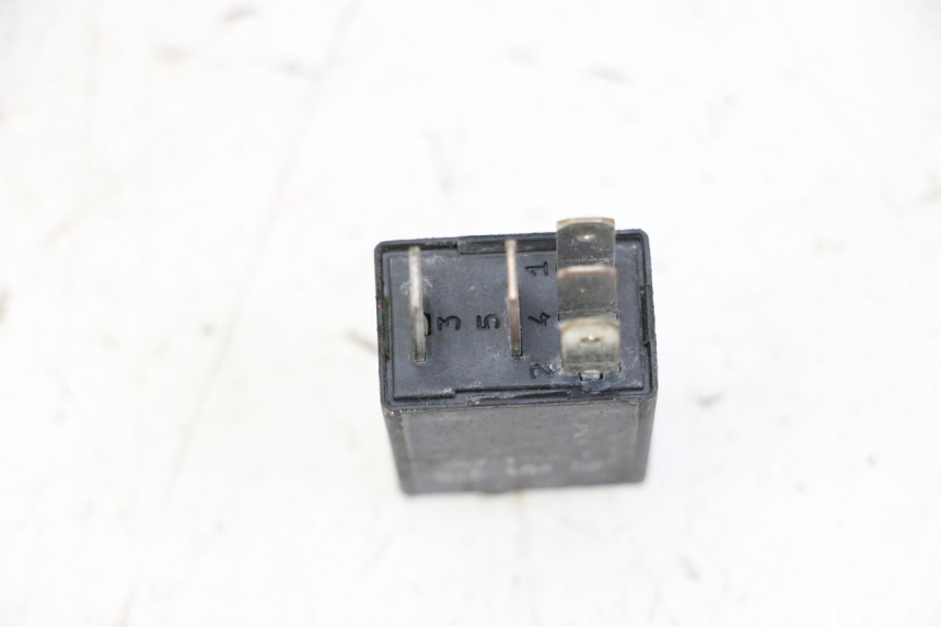 photo de RELAIS ELECTRIQUE PEUGEOT CITYSTAR 50 (2013 - 2017) - Autre angle de vue