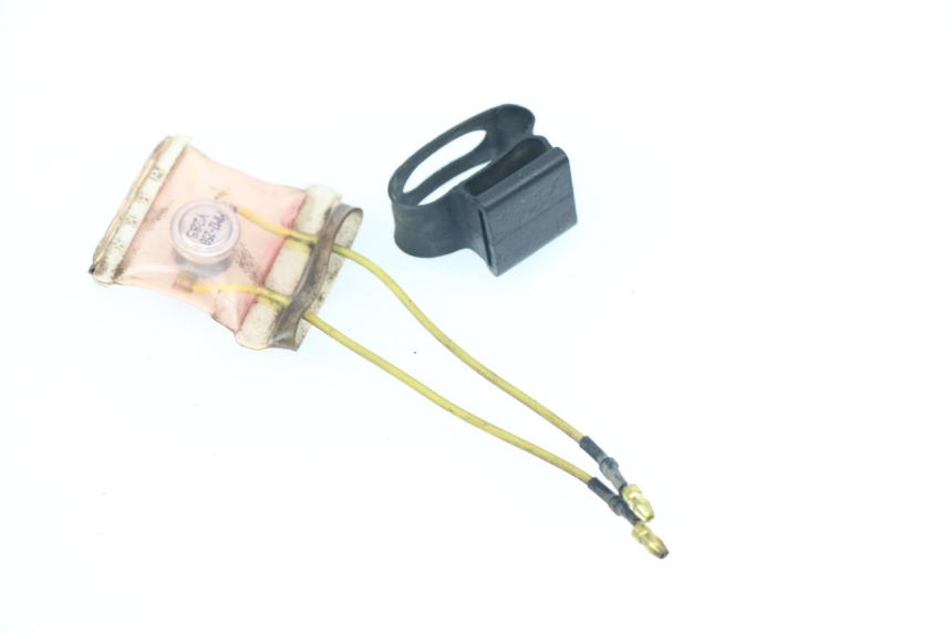 photo de RELAIS ELECTRIQUE YAMAHA CYGNUS 125 (1995 - 2003) - Zoom état d’usage