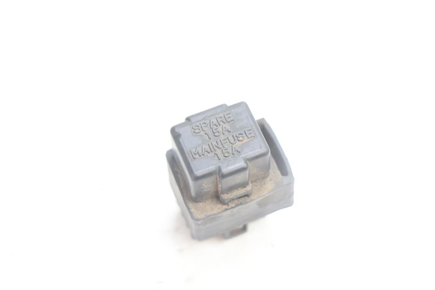 photo de RELAIS ELECTRIQUE SUZUKI DR S 600 (1985 - 1989) - Zoom état d’usage