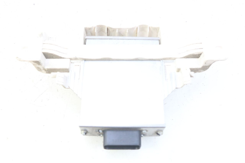 photo de RELAIS ELECTRIQUE PEUGEOT E-VIVACITY 1 (2012 - 2018) - Points de fixation