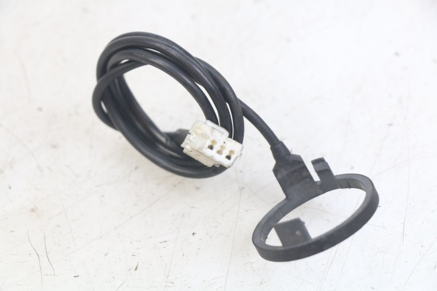 photo de RELAIS ELECTRIQUE PEUGEOT ELYSEO 125 (1999 - 2004) - Détail de la pièce