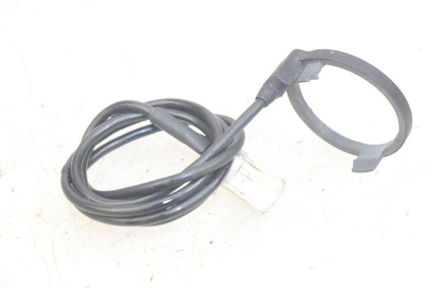 photo de RELAIS ELECTRIQUE PEUGEOT ELYSEO 125 (1999 - 2004) - Autre angle de vue