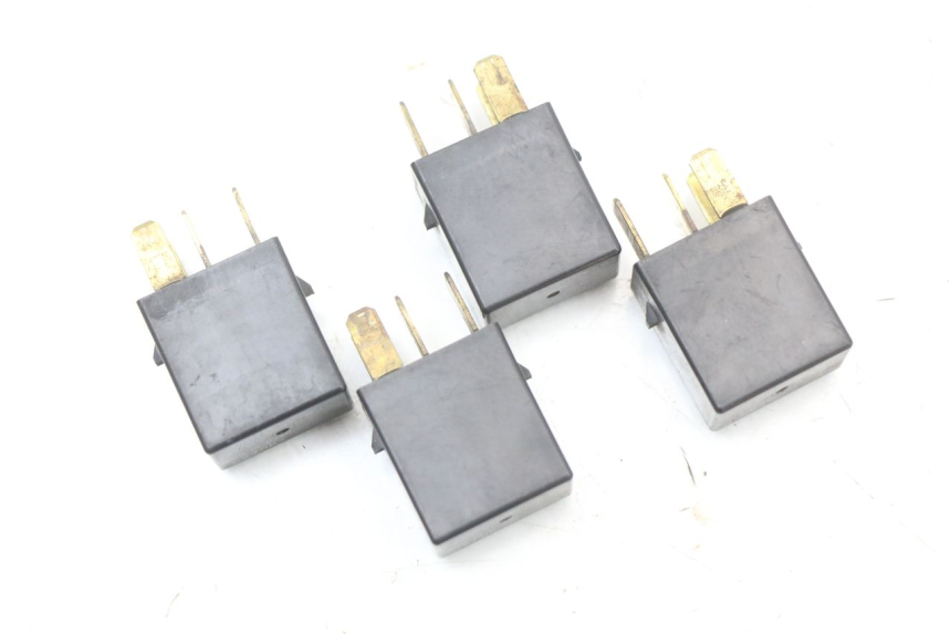 photo de RELAIS ELECTRIQUE HONDA FES S-WING SWING ABS 125 (2007 - 2015) - Détail de la pièce