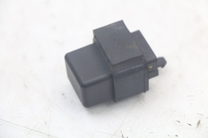 photo de RELAIS ELECTRIQUE SYM FIDDLE 3 III 125 (2014 - 2020) - Autre angle de vue