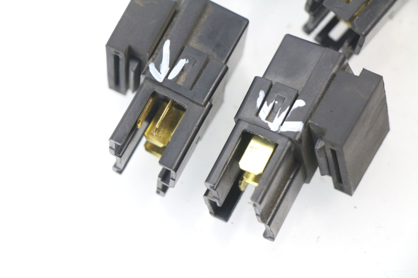 photo de RELAIS ELECTRIQUE YAMAHA FJR ABS 1300 (2006 - 2012) - Zoom état d’usage