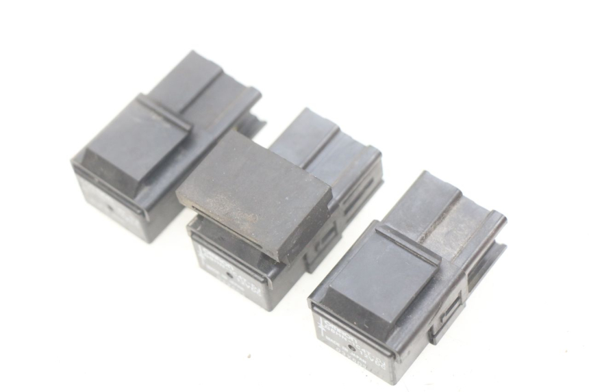 photo de RELAIS ELECTRIQUE YAMAHA FJR ABS 1300 (2016 - 2020) - Zoom état d’usage