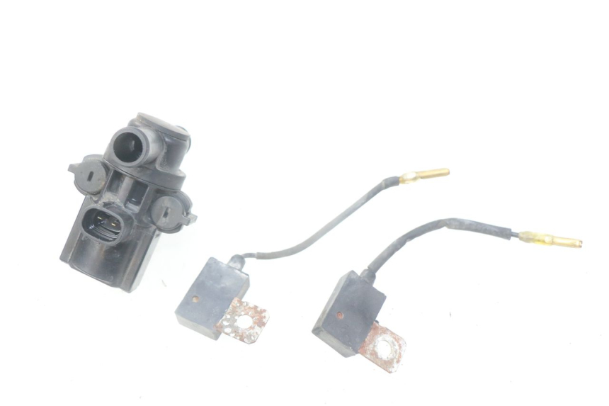 photo de RELAIS ELECTRIQUE YAMAHA FJR ABS 1300 (2016 - 2020) - Autre angle de vue