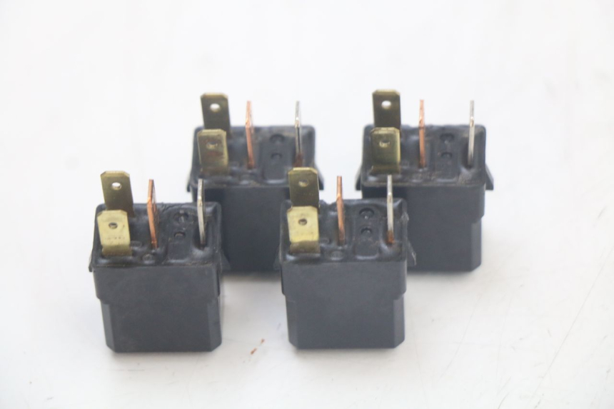 photo de RELAIS ELECTRIQUE YAMAHA FJR ABS 1300 (2006 - 2012) - Détail de la pièce