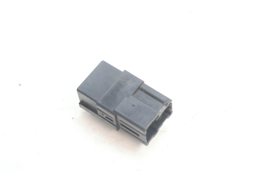 photo de RELAIS ELECTRIQUE YAMAHA FJR 1300 (2001 - 2005) - Détail de la pièce