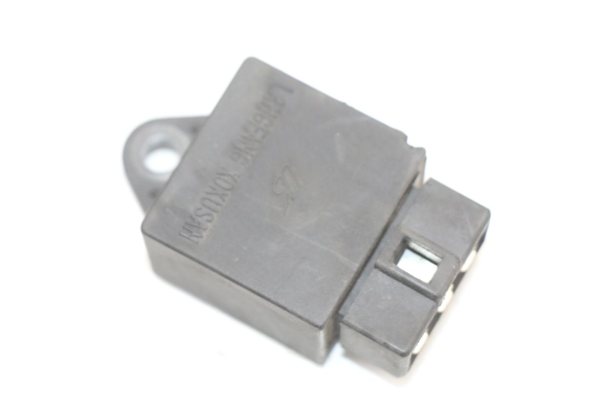 photo de RELAIS ELECTRIQUE PIAGGIO FLY 2T 50 (2004 - 2017) - Détail de la pièce