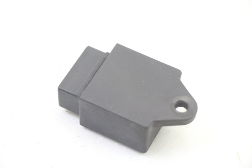 photo de RELAIS ELECTRIQUE PIAGGIO FLY 2T 50 (2004 - 2017) - Autre angle de vue