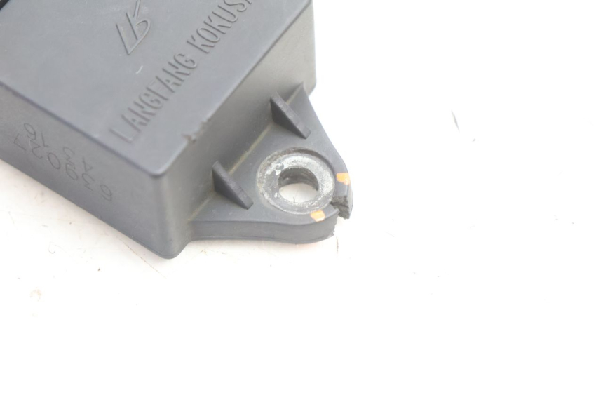 photo de RELAIS ELECTRIQUE PIAGGIO FLY 2T 50 (2004 - 2017) - Zoom état d’usage