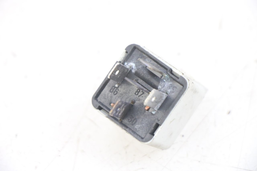 photo de RELAIS ELECTRIQUE PIAGGIO FLY 125 (2005 - 2012) - Zoom état d’usage