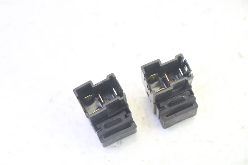 photo de RELAIS ELECTRIQUE YAMAHA FZ6 N FAZER 600 (2004 - 2006) - Zoom état d’usage