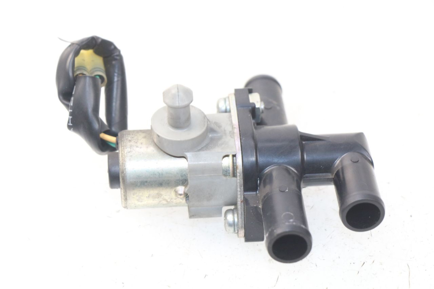 photo de RELAIS ELECTRIQUE YAMAHA FZ8 800 (2010 - 2016) - Zoom état d’usage